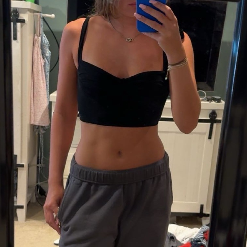 Black Cropped Tank Top